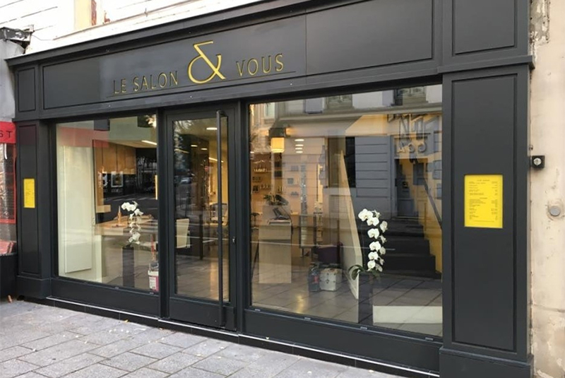 Vitrine de l'institut de beauté